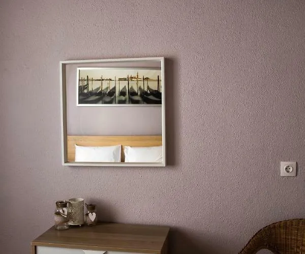 아파트 The Old Salt *